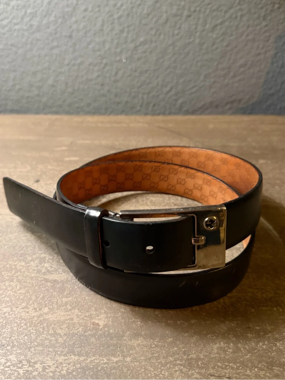Vintage Gucci Men's Black Smooth Leather Belt Silver Rectangular Buckle Size 32